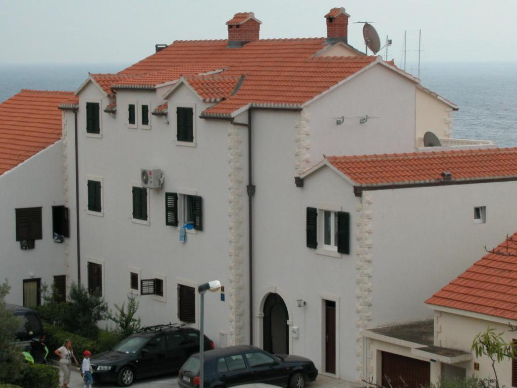Apartments & Rooms Luna Bol Kültér fotó